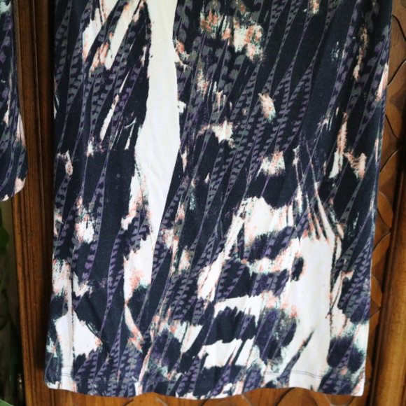 TART Collections Bell Sleeve Printed Surplice Dress - Size XS, NWT! - Picture 5 of 16